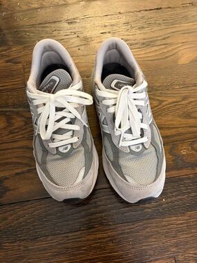 New Balance 990 sneakers